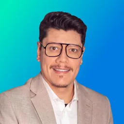 Profile photo of Christian Hernández